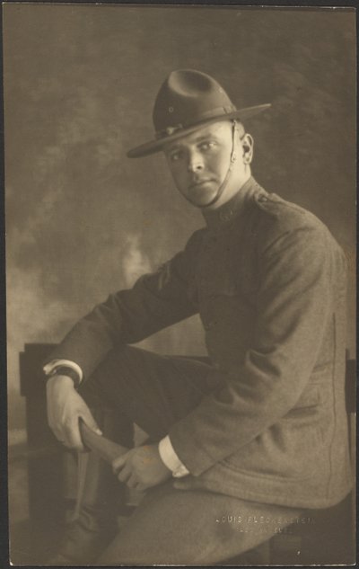 Porträt eines jungen Mannes in Uniform von Louis Fleckenstein