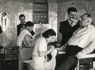 Barbershop und Maniküre von Luigi Leoni