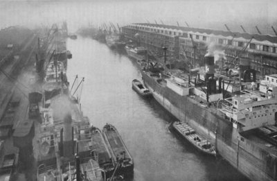 Ein großer Hafen im Norden, vierunddreißig Meilen vom Meer entfernt und doch ein Hafen, ca. 1935 von Manchester Ship Canal Company