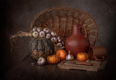 Dunkles Ernte Stillleben von Margareth Perfoncio