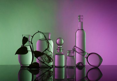 Grün Lila Glas Botanik von Margareth Perfoncio