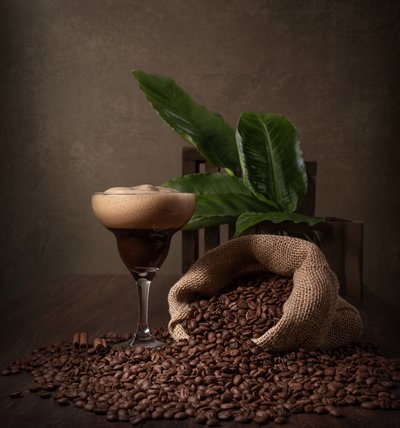 Reiches Kaffee-Stillleben von Margareth Perfoncio
