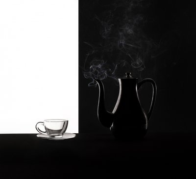 Dampfender Kaffee Kontrast von Margareth Perfoncio