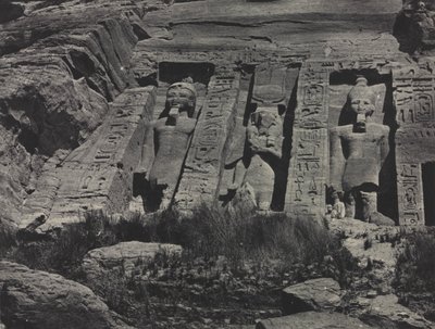 Südlicher Teil des in den Fels gehauenen Tempels von Hathor, Abu Simbel von Maxime Du Camp