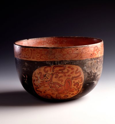Präkolumbische Kunst, Maya-Zivilisation, späte klassische Periode: Polychrome Tonschale von Mayan Mayan