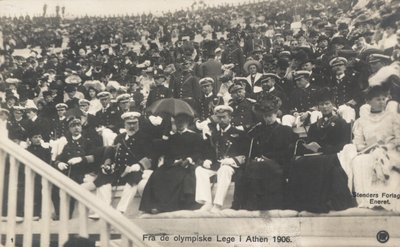 Würdenträger beobachten die Olympischen Spiele 1906, Athen von Norwegian Photographer