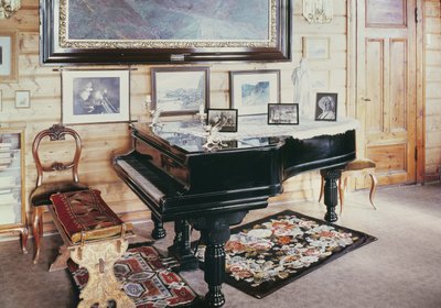 Innenansicht des Wohnzimmers im Haus von Edvard Grieg (1843-1907) von Norwegian School