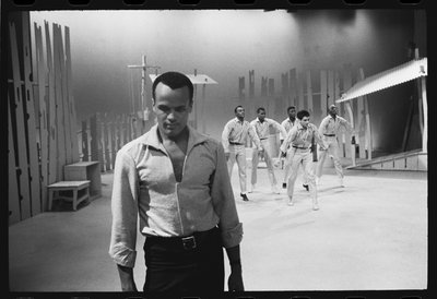 Harry Belafonte am Set einer TV-Sondersendung von Orlando Suero