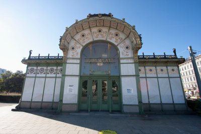 Karlsplatz Stadtbahn Station entworfen von Otto Wagner, Wien, Österreich von Otto Wagner
