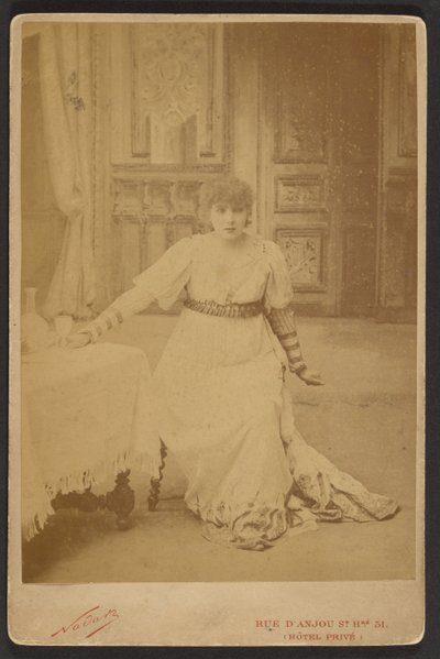 Sarah Bernhardt als Floria in La Tosca von Paul Nadar