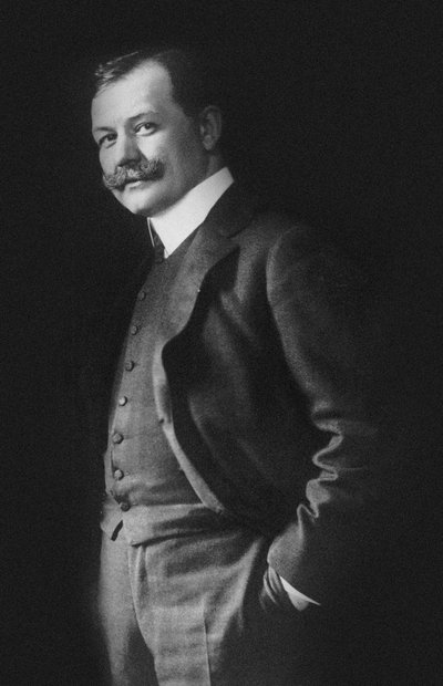 Porträt des Komponisten Franz Lehár 1870-1948 von Photo studio E. Bieber.