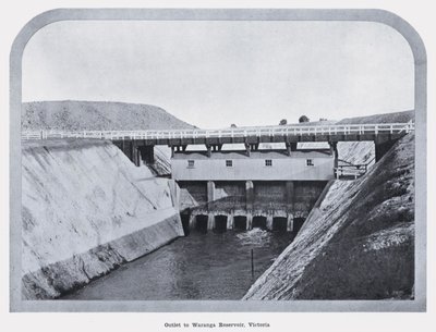 Auslass zum Waranga Reservoir, Victoria von Photographer Australian