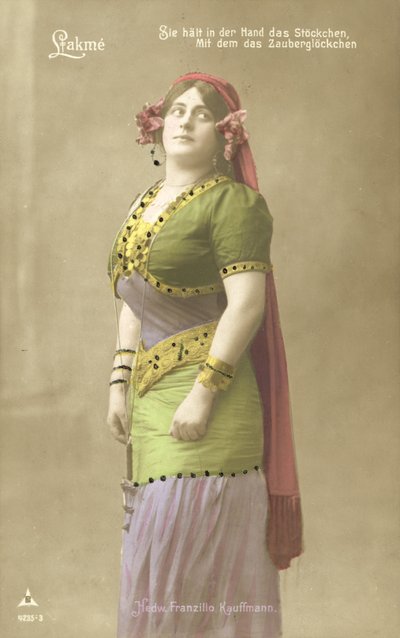 Hedwig Franzillo Kauffman als Lakme (Farbfoto) von Photographer German