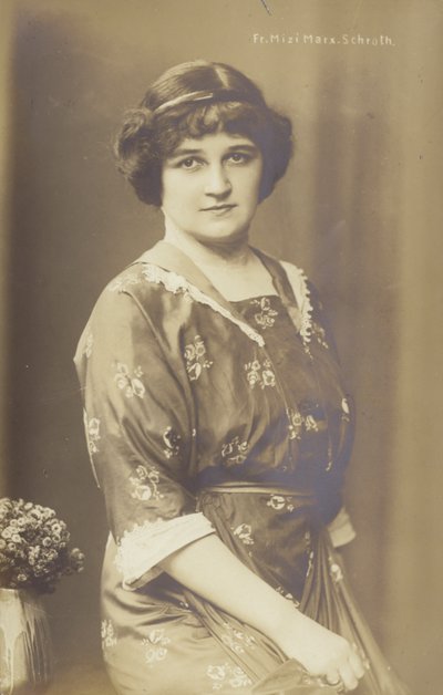 Mizi Marx Schroth, deutsche Opernsängerin von Photographer German