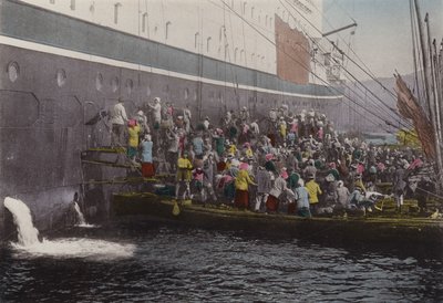 Kohlebeladung im Hafen von Nagasaki von Photographer Japanese