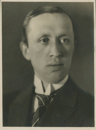 Porträt von Karel Capek 1890-1938, 1930 von Prague . Photo studio Vanek