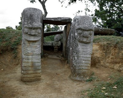 Megalithische Skulptur von zoomorphen Karyatiden von Pre Columbian Pre Columbian