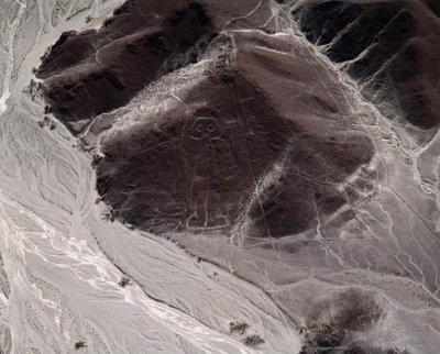 Luftaufnahme der Nazca-Linien, die eine menschliche Figur darstellen von Prehistoric Prehistoric