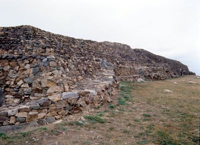 Barnenez Cairn (Tumulus aus neolithischem Stein) von Prehistoric Prehistoric