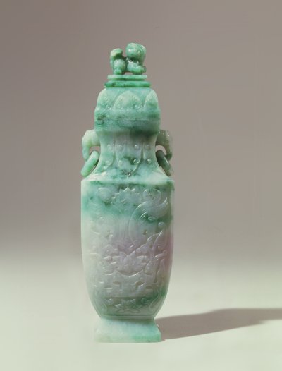 Balustervase und gewölbter Deckel, späte Qing-Dynastie von Qing Dynasty Chinese School