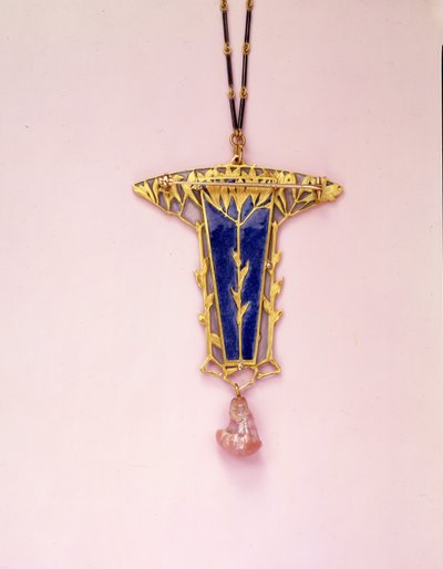 Anhängerbrosche und Kette von Rene Jules Lalique