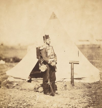 Gemeiner in vollständiger Marschausrüstung von Roger Fenton