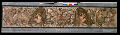 Dekoratives Paneel mit Theatermasken, aus dem Haus des Fauns in Pompeji (Mosaik) von Roman