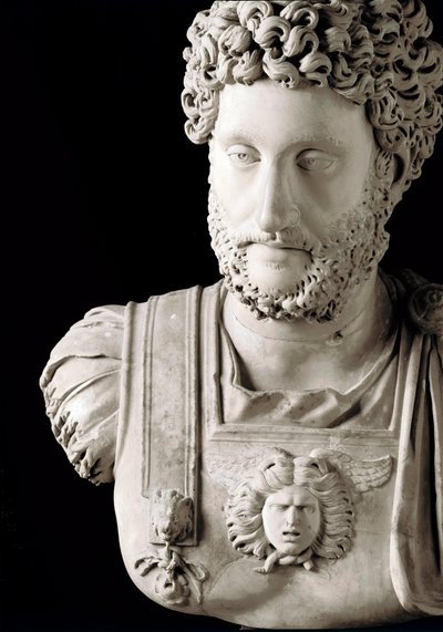 Der römische Kaiser Commodus (161-192) Büste aus Marmor - Musei Capitolini Rom - Büste von Kaiser Commodus (161-192) - Marmorskulptur - Musei Capitolini, Rom, Italien von Roman