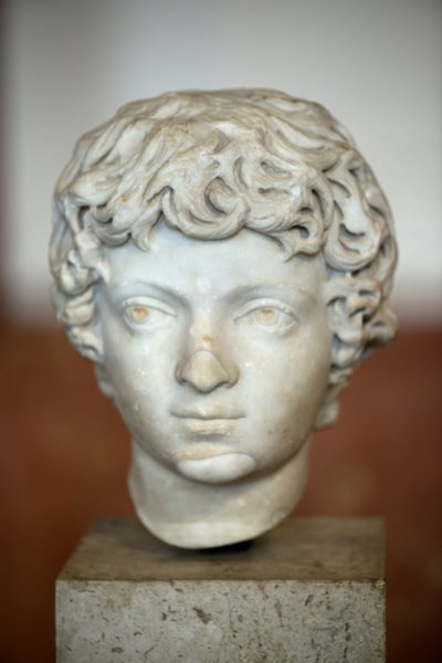Kopf des römischen Kaisers Caracalla als Kind von Roman Roman