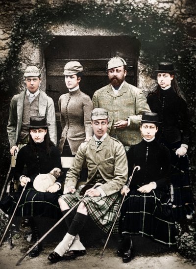 Der Prinz und die Prinzessin von Wales in Jagdkleidung, 1900 von Russell and Sons