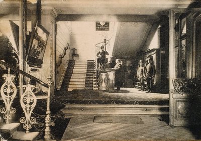 Innenansicht des Hotels Slavianski Bazaar in Moskau, 20. Jahrhundert von Russian Photographer