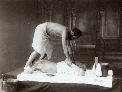 Das orientalische Bad. Massage. Albumin Foto von Dmitri Ivanovich Yermakov (1845-1916) von Russian Photographer