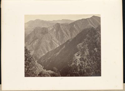 Simla; Khuds nördlich von Jakko und die Mahassoo-Hügel von Samuel Bourne