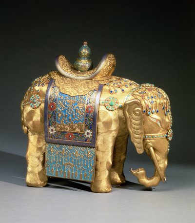 Figur eines Elefanten mit Emailverzierungen und Korallen- und Türkiskabochons, Satteldecke mit buddhistischen Symbolen, Chien-Lung-Periode, ca. 1780 von School Chinese