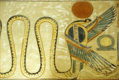 Altes Ägypten, Wandmalerei, Grab von Amon hir Khopshef, Uraeus und geflügelte Schlangen bewachen den Eingang zur Grabkammer, 20. Dynastie, Tal der Königinnen von School Egyptian