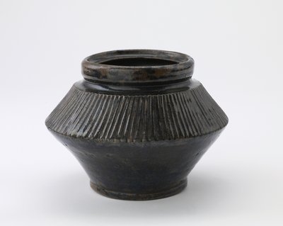 Krug, Tachikui, Präfektur Hyogo, Edo-Periode, spätes 18. bis mittleres 19. Jahrhundert von Japanese School