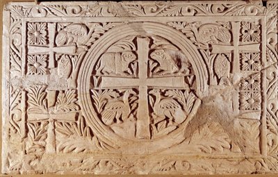 Chorschranke, Abschlusselement des Chors einer Kirche. Aus dem Libanon. 5.-6. Jahrhundert n. Chr. Paris, Louvre Museum von School Lebanese