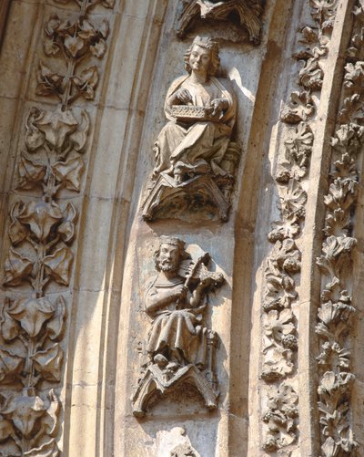Archivolte des zentralen Portals der Westfassade, Detail eines Geigers und eines Zitherspielers, ca. 1350-1400 (Hochrelief) von Spanish School