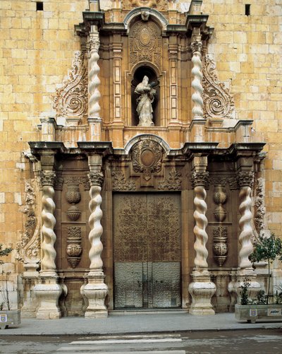 Detail der Fassade der Kirche San Bartolome, Benicarlo, Spanien, erbaut im 18. Jahrhundert (Foto) von Spanish School