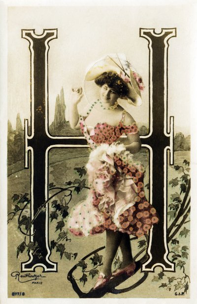 H: Constance Elise De Vere, französische Schauspielerin englischer Herkunft, geboren in Belgien - Théâtre Marigny, Paris - Alphabet in Postkarte von Studio Reutlinger