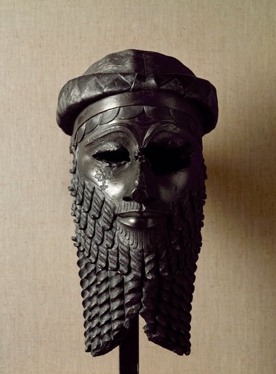 Sumerische Kunst: Kopf eines Königs, vielleicht Naram-Sin (2254-2218 v. Chr.). Bronzeskulptur. Um 2250 v. Chr. von Sumerian Sumerian