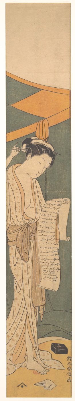 Frau im Nachthemd liest einen Brief von Suzuki Harunobu