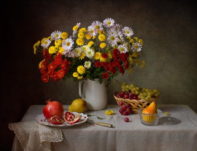 Herbstblumen und Früchte von Tatyana Skorokhod