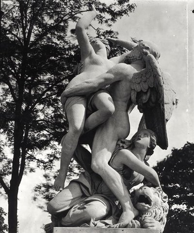 Saturn entführt Cybele, Allegorie der Erde, ca. 1675-80, fotografiert im Jardin des Tuileries, Paris, von Adolphe Giraudon (1849-1929) von Thomas Regnaudin