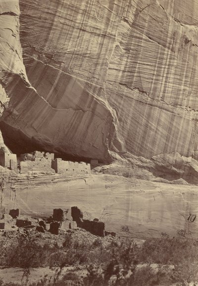 Antike Ruinen im Canyon de Chelly, New Mexico von Timothy H. OSullivan