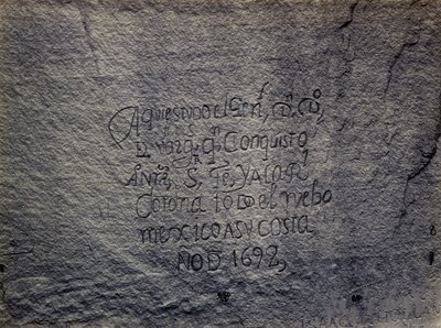 Historische spanische Aufzeichnung der Eroberung, Südseite des Inschriftfelsens, New Mexico von Timothy H. O