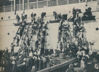 Eine neuartige Methode der Kohlenverladung im Hafen von Yokohama, 1936 von Unbekannt