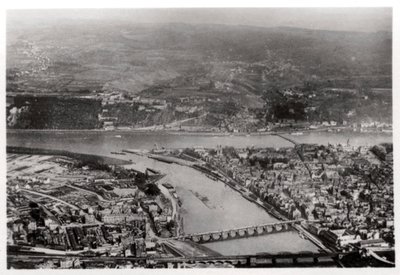 Luftaufnahme von Koblenz, Rhein-Pfalz, Deutschland, aus einem Zeppelin, ca. 1931 1933 von Unbekannt