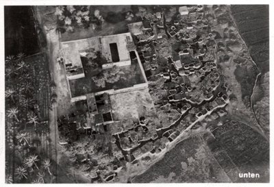 Luftaufnahme eines Dorfes, Ägypten, 1931-1933 von Unbekannt