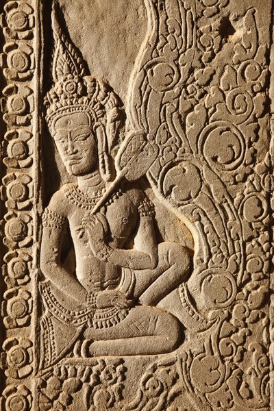 Apsara-Tänzerin-Schnitzerei im Angkor Wat, Siem Reap, Kambodscha von Unbekannt